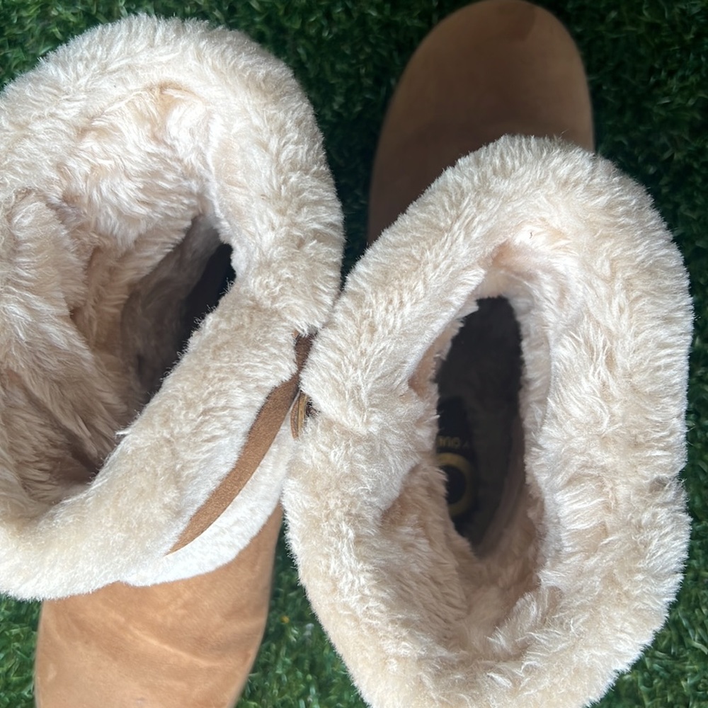 Woman Ugg boots 8M (fits for 7.5)used - Picture 4 of 9